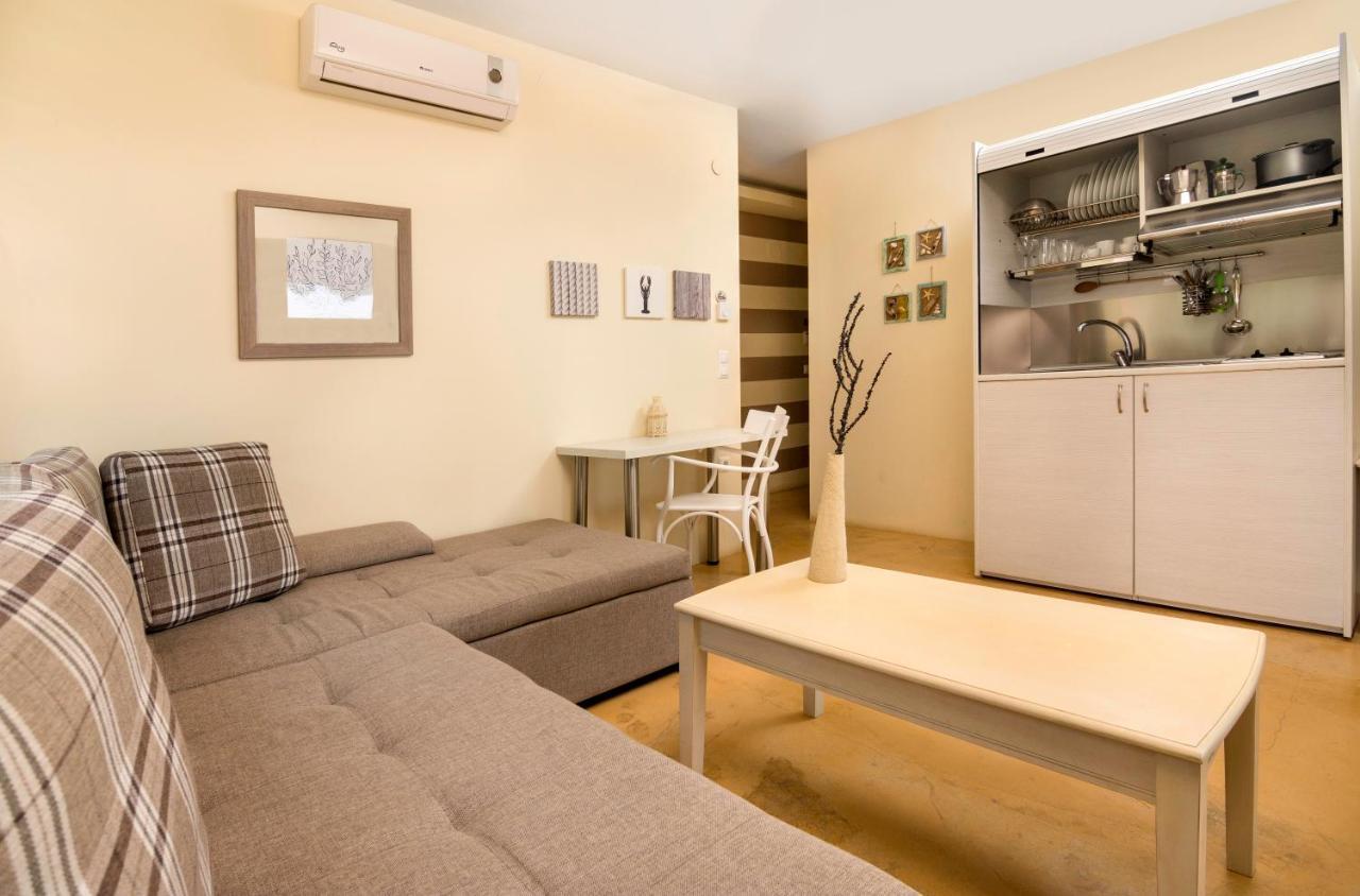 Entechnos Living Aparthotel Megali Ammos  Bagian luar foto
